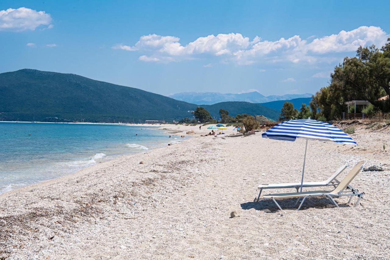 Villa Borgo! Ευχάριστο Εξοχικό Σπίτι Δίπλα Στη Θάλασσα!! à Lefkáda Extérieur photo