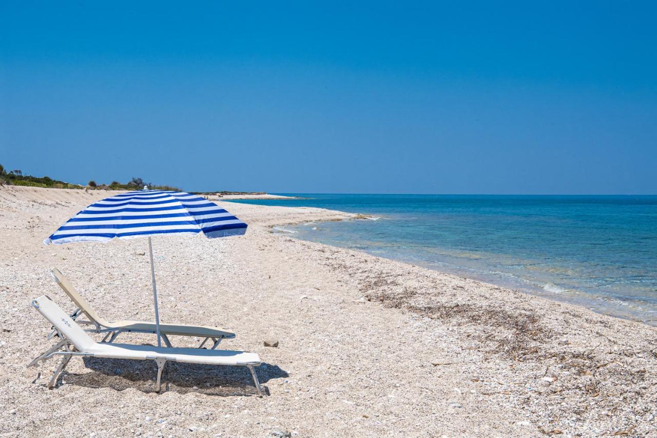 Villa Borgo! Ευχάριστο Εξοχικό Σπίτι Δίπλα Στη Θάλασσα!! à Lefkáda Extérieur photo